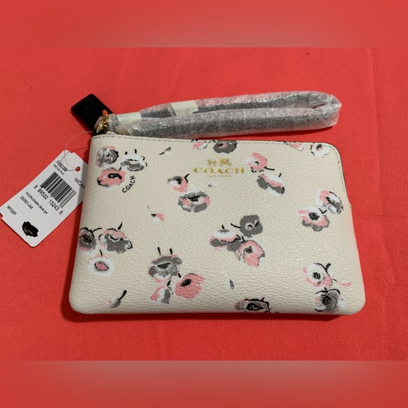 Coach Handbags - NWT Coach wristlet